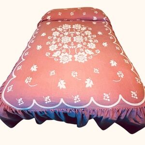 Vintage Tapestry Style Queen Bedspread Rose Colored White Floral Pattern